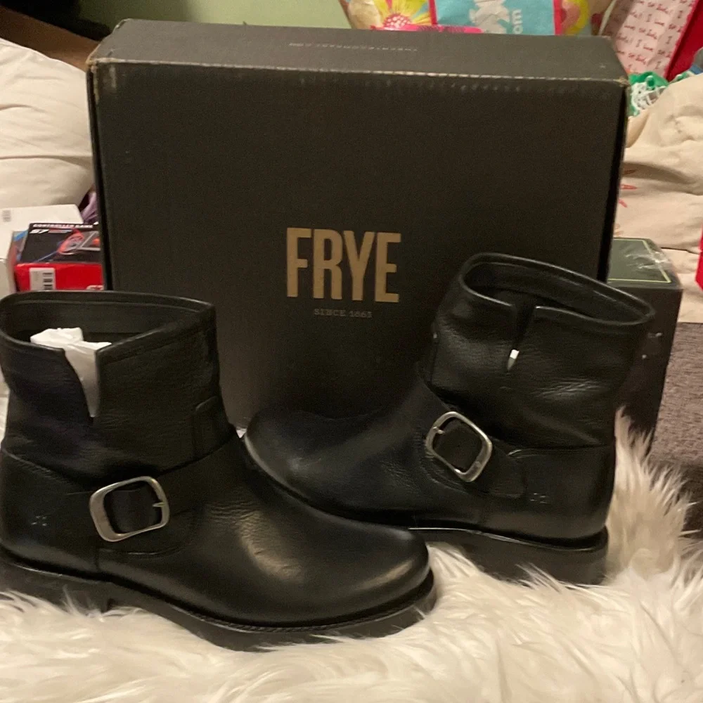 Frye Black Buckle Leather Boots - Picture 1 of 16